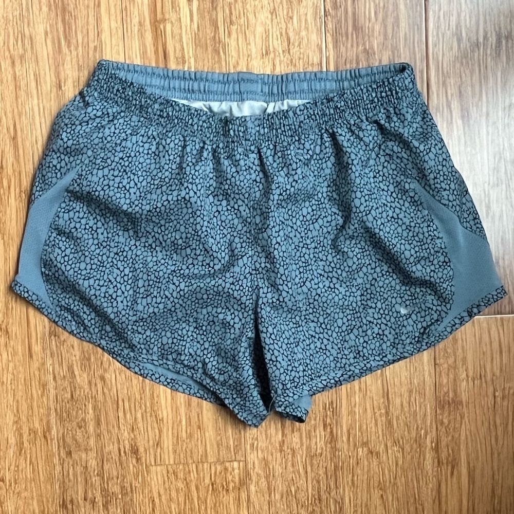 Nike | Dri-fit Tempo Speckled Running Shorts size Small Gray Black